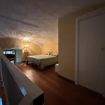 La Casa Nel Tufo