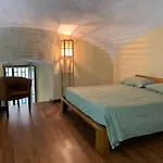 La Casa Nel Tufo
